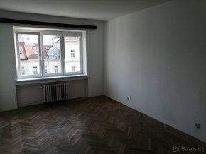 Pronájem 3+1, ulice Merhautova, Černá Pole, 80 m2, balkon, k - 3