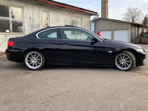 BMW e92 335i manuál facelift - 3