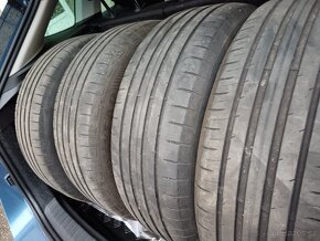 Prodám sadu pneu Goodyear 205/55 r16 - 3