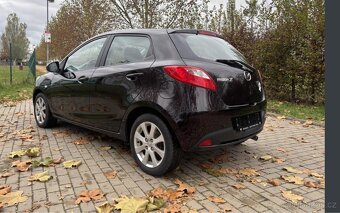 Mazda 2 1.3 Independence, 124tkm, benzín, klimatizace - 3