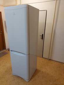 Lednice s mrazákem, Indesit, 334 l - 3