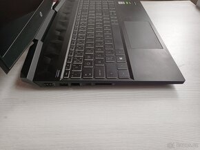 HP Pavilion 15 - 3