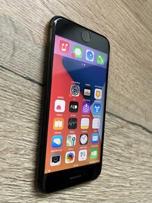 Apple iPhone 8 256GB - 3