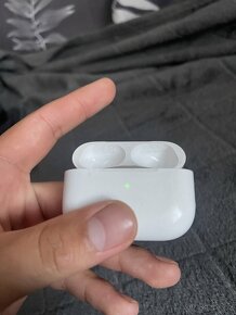 Náhradní nabíjecí pouzdro case AirPods Pro 2 original - 3