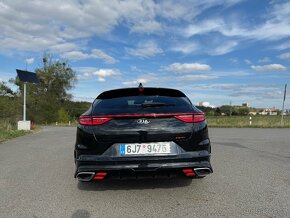 Kia Proceed GT 1.6 T-GDi 150kW - 3