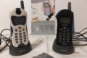 2 staré mobily ALCATEL z roku 2000 - 3