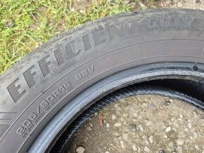 Goodyear 205/60r16 - 3