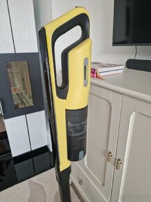 Tyčový vysavač Karcher VC 4s Cordless se zakladnou - 3