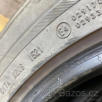 Zimní pneu 235/55 R17 103V Barum 6mm - 3