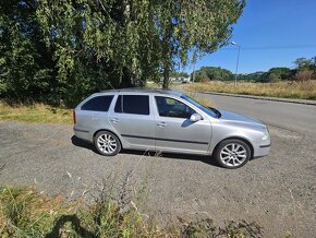 Škoda Octavia II 2.0 tdi elegance - 3