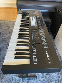 MIDI Player Novation 49SL MKIII - 3