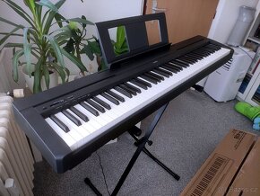 Stage piano Yamaha P-45 skvělý stav - 3