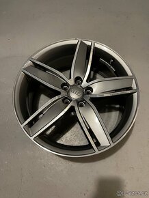 5x112 r19 original Audi - 3