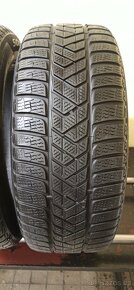 Pirelli 235/55 R17 103V 1x6,5mm; 1x5mm - 3