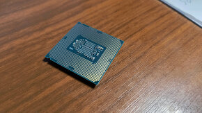 intel i3-8350K (REZERVACE) - 3