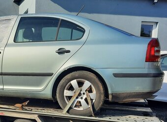 nd ze škoda octavia 2, 1.6.MPI 75kW, barva 9559, bílá,zelená - 3