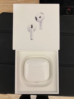 AirPods 4 s aktivním potlačením hluku  ( koupeno na Alze) - 3