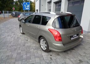 Peugeot 308 1.6 HDi Panorama nafta manuál 82 kw - 3