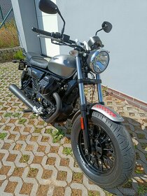 Moto guzzi v9 bobber - 3