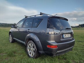 Mitsubishi Outlander 2.2 Di-D, 4x4, 7 míst, SLEVA - 3