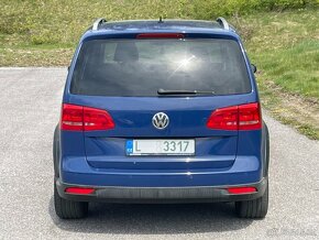 Volkswagen Touran 1.6 TDi Cross - 3