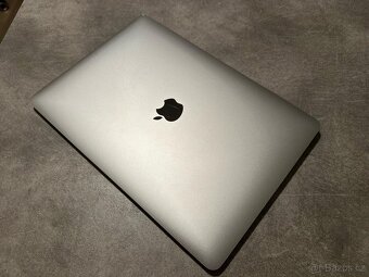 MacBook Air 13 M1 256GB (Kompletní balení) - 3