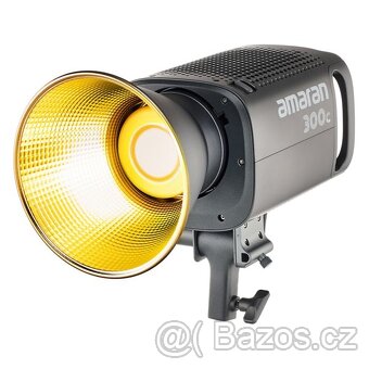 Světlo Amaran 300c, Aputure Light Dome SE a další - 3