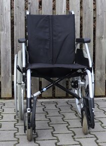 027-Mechanický invalidní vozík Meyra. - 3