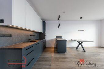 Pronájem, byty/3+kk, 90 m2, Železná 3061/10, Jižní Předměstí - 3