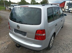 Volkswagen touran - 3