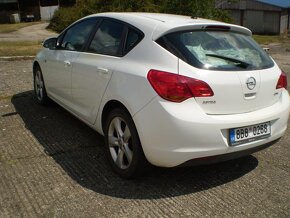 Prodáme vozidlo OPEL ASTRA - 3