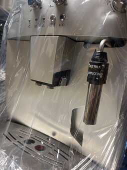 Delonghi magnifica 04.120 - 3