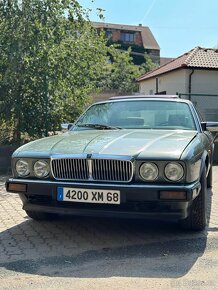 Jaguar XJ6 - 3