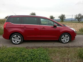 Peugeot 5008 2011 2.0 HDI 110kw 1.majitel, tažné,stk 2025 - 3