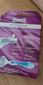 Dámský holící strojek Wilkinson Hydro Silk-3 břity - 3