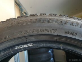 225/45 R17, Zimní, 5,5mm, BRIDGESTONE - 3