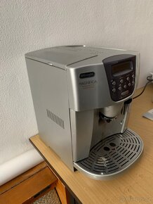 Delonghi Magnifica Kávovar - 3