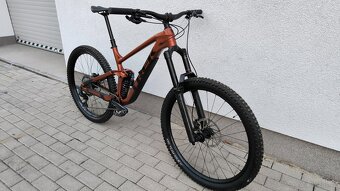 Enduro Trek Slash 8 - 3