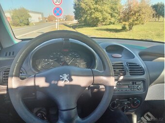 Peugeot 206 1.4 benzin - 3