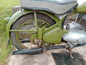 Jawa 350 pérák - 3