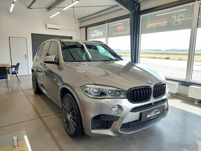 BMW X5 M 4.4i 423 kW 140tkm Odpočet DPH - 3