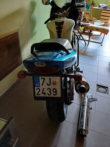 Yamaha FZS 600 - 3