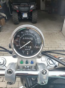 Honda Shadow 1100 - 3