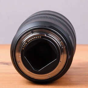 Canon RF 24-70mm f/2.8L IS USM - 3