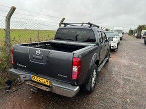 Nissan navara - 3