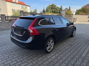 REZERVOVÁNO Volvo V60 2.0 2013 manual, xenony, pětiválec - 3