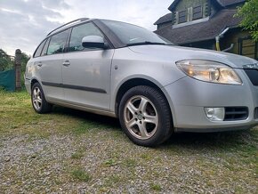 Škoda Fabia 2 kombi  1.4 16v 63kw  r.2009 - 3