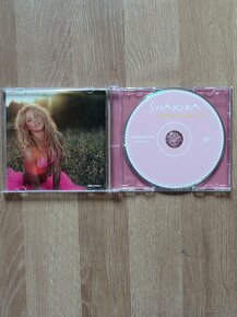 SHAKIRA - THE SUN COMES OUT - 3