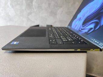 Dell Precision 5560 - 3