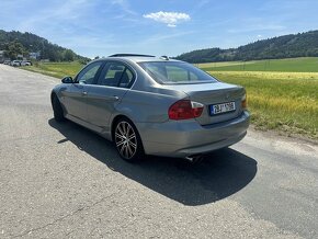 BMW 330xD manuál 170kw 4x4 2006 sedan Šibr, - 3